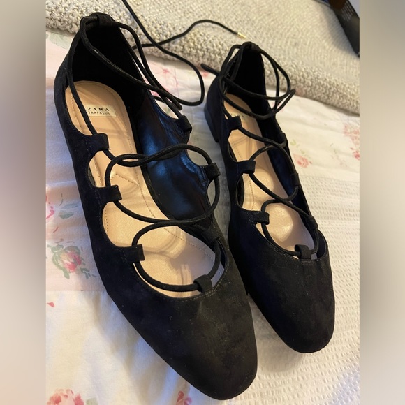 ZARA Trafaluc black faux suede  lace up ballet slipper flats Sz 41 - Picture 5 of 5